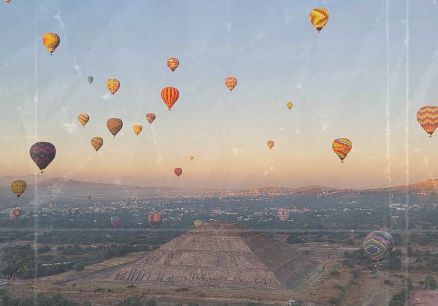 Volar en globo en Teotihuacán